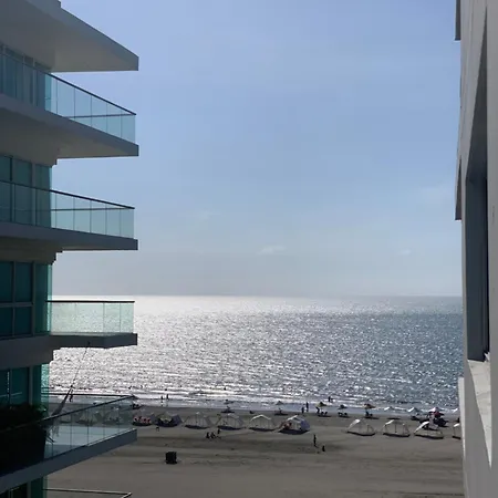 Morros Vitri Disfruta De Acceso Directo A La Playa Cartagena